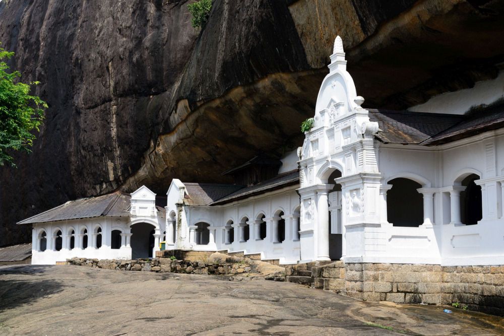 Dambulla Cave Temple